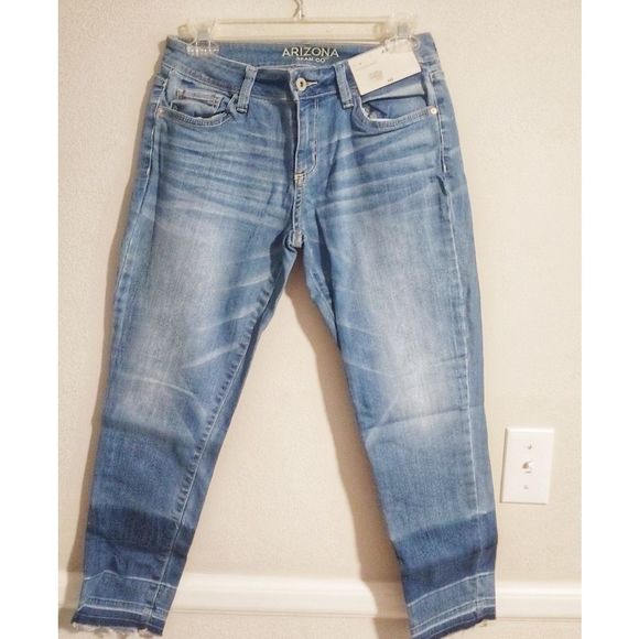 Arizona jean company crop jegging fraye… - Picture 1 of 6